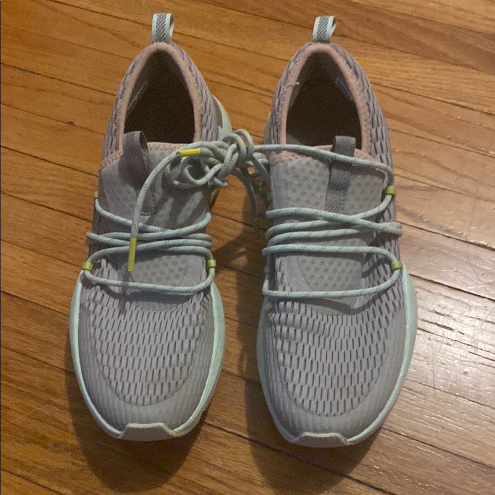 Sorel Stylish Gray Tennis Shoes Woman 9